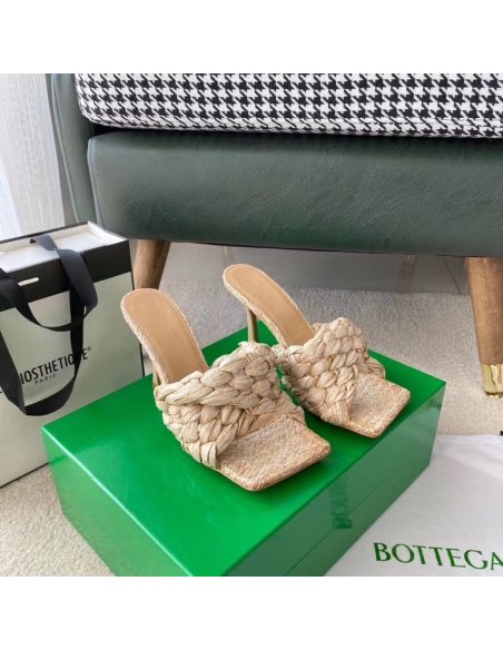 Cheap Reps Bottega Veneta Stretch Sandals In Beige Intrecciato Raffia