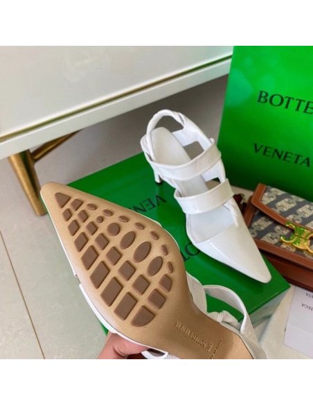Cheap Reps Bottega Veneta BV Point Slingback Sandals In White Lambskin