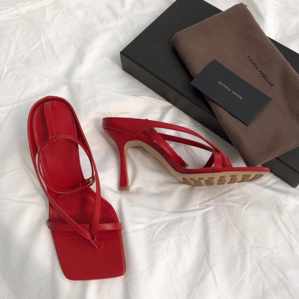 Cheap Reps Bottega Veneta Ankle-strap Stretch Sandals In Red Leather
