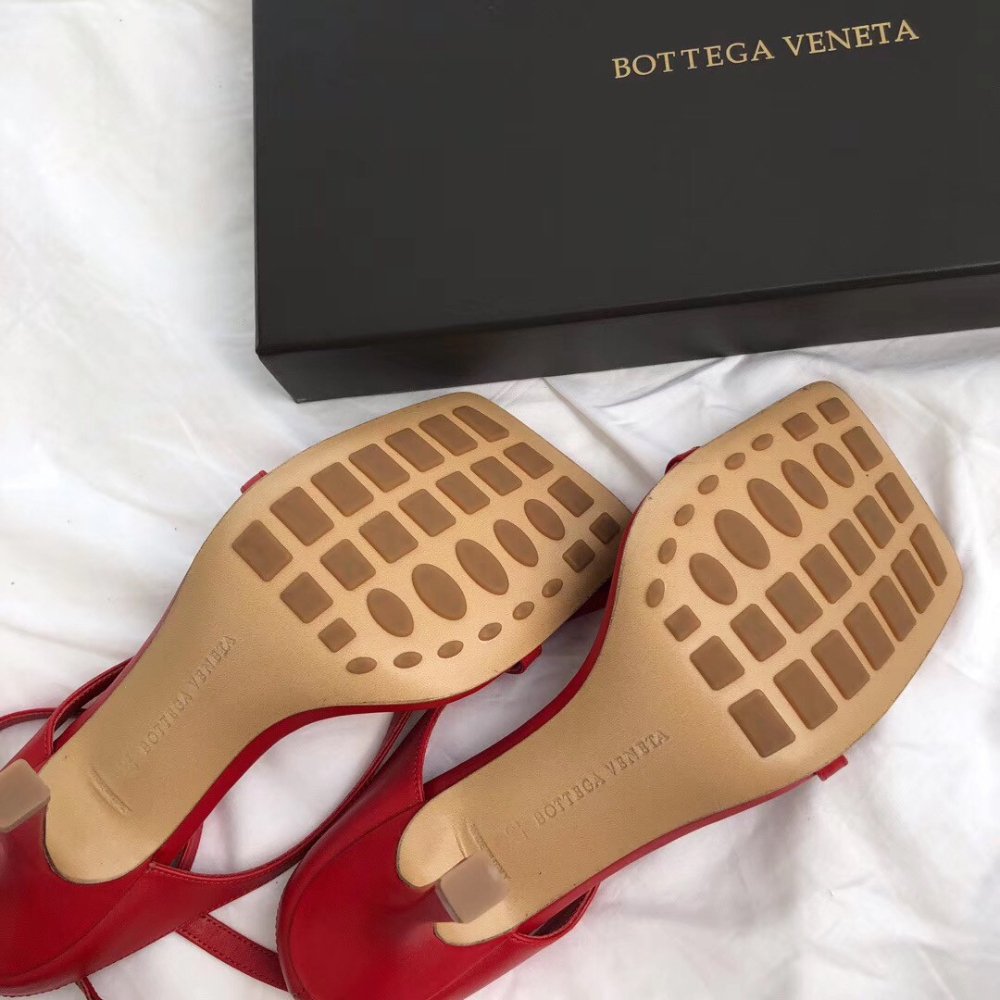 Cheap Reps Bottega Veneta Ankle-strap Stretch Sandals In Red Leather
