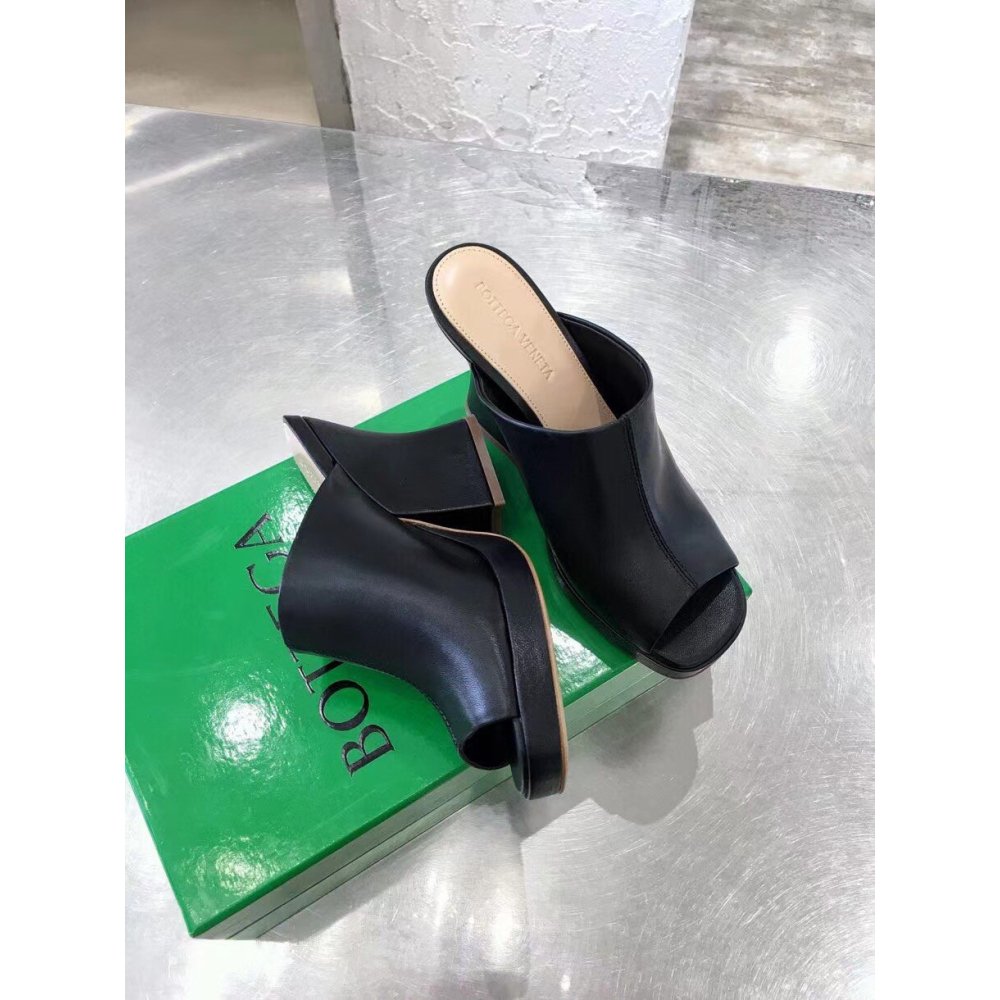 Cheap Reps Bottega Veneta Stack Platform Sandals In Black Lambskin