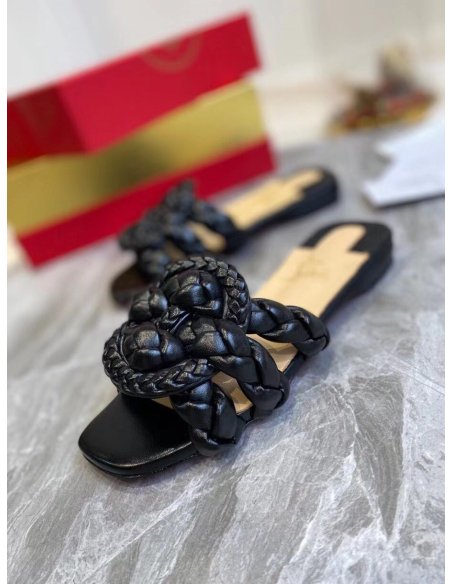 Cheap Reps Christian Louboutin Marmela Flat Sandals In Black Lambskin