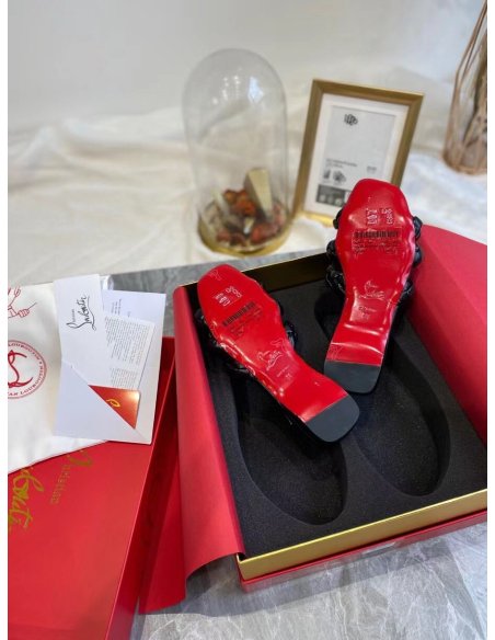 Cheap Reps Christian Louboutin Marmela Flat Sandals In Black Lambskin