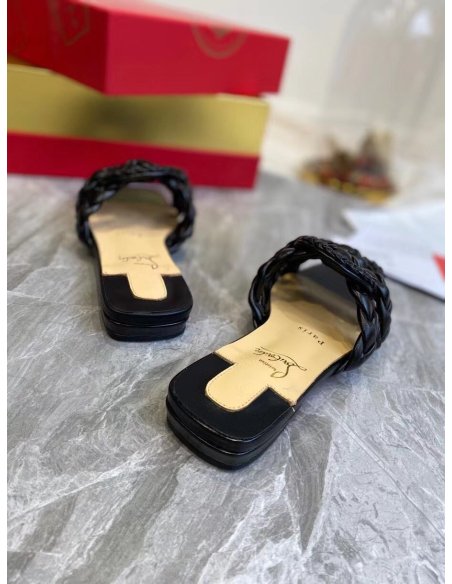 Cheap Reps Christian Louboutin Marmela Flat Sandals In Black Lambskin