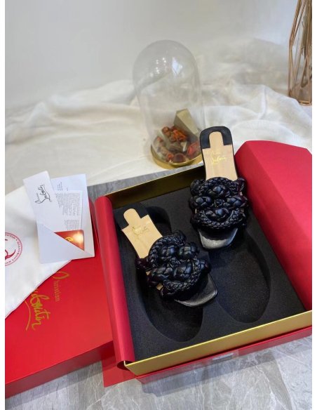 Cheap Reps Christian Louboutin Marmela Flat Sandals In Black Lambskin