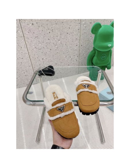 Cheap Reps Prada Womens Slippers In Tan Shearling
