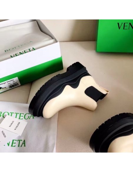 Cheap Reps Bottega Veneta BV Tire Ankle Boots with Black Outsole