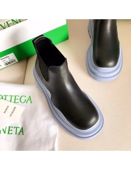 Cheap Reps Bottega Veneta BV Tire Ankle Boots with Blue Outsole