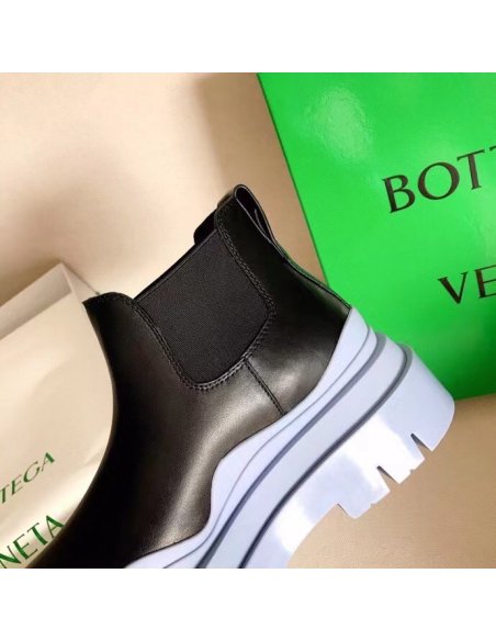 Cheap Reps Bottega Veneta BV Tire Ankle Boots with Blue Outsole