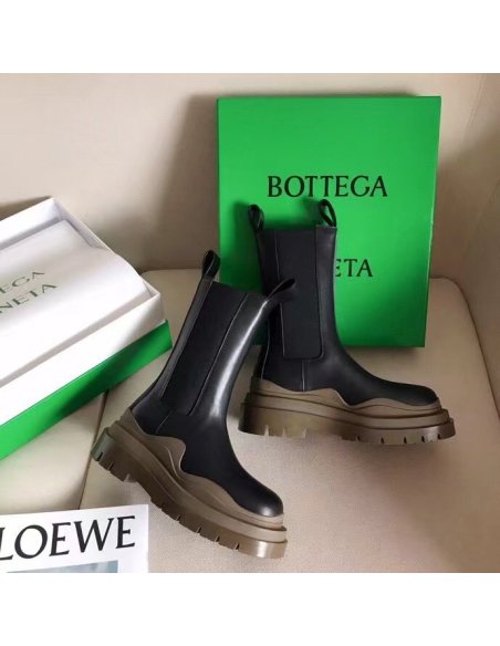 Cheap Reps Bottega Veneta BV Tire Chelsea Boots with Brown Outsole
