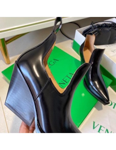 Cheap Reps Bottega Veneta BV Lean Ankle Boots In Black Calfskin