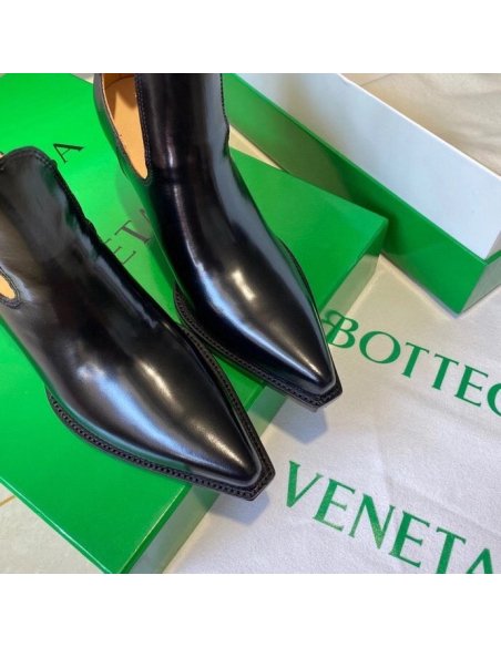 Cheap Reps Bottega Veneta BV Lean Ankle Boots In Black Calfskin