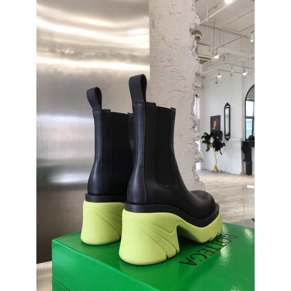 Cheap Reps Bottega Veneta Flash Chelsea Boots with Yellow Outsole