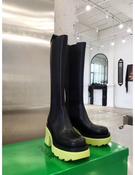 Cheap Reps Bottega Veneta Flash Knee-high Boots with Yellow Outsole