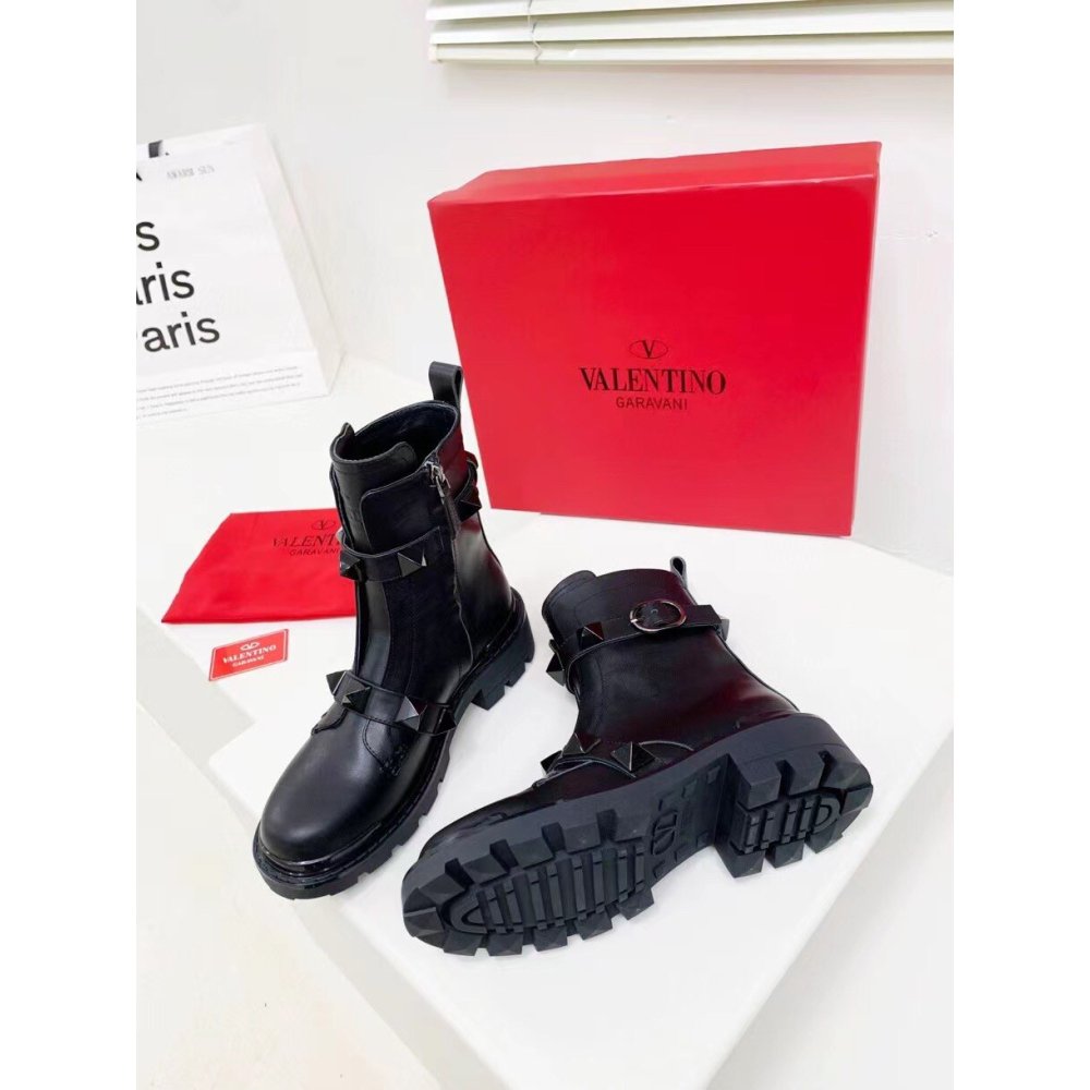 Cheap Reps Valentino Black Roman Stud Combat Boots with Tonal Studs