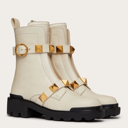 Cheap Reps Valentino Roman Stud Combat Boots In White Calfskin