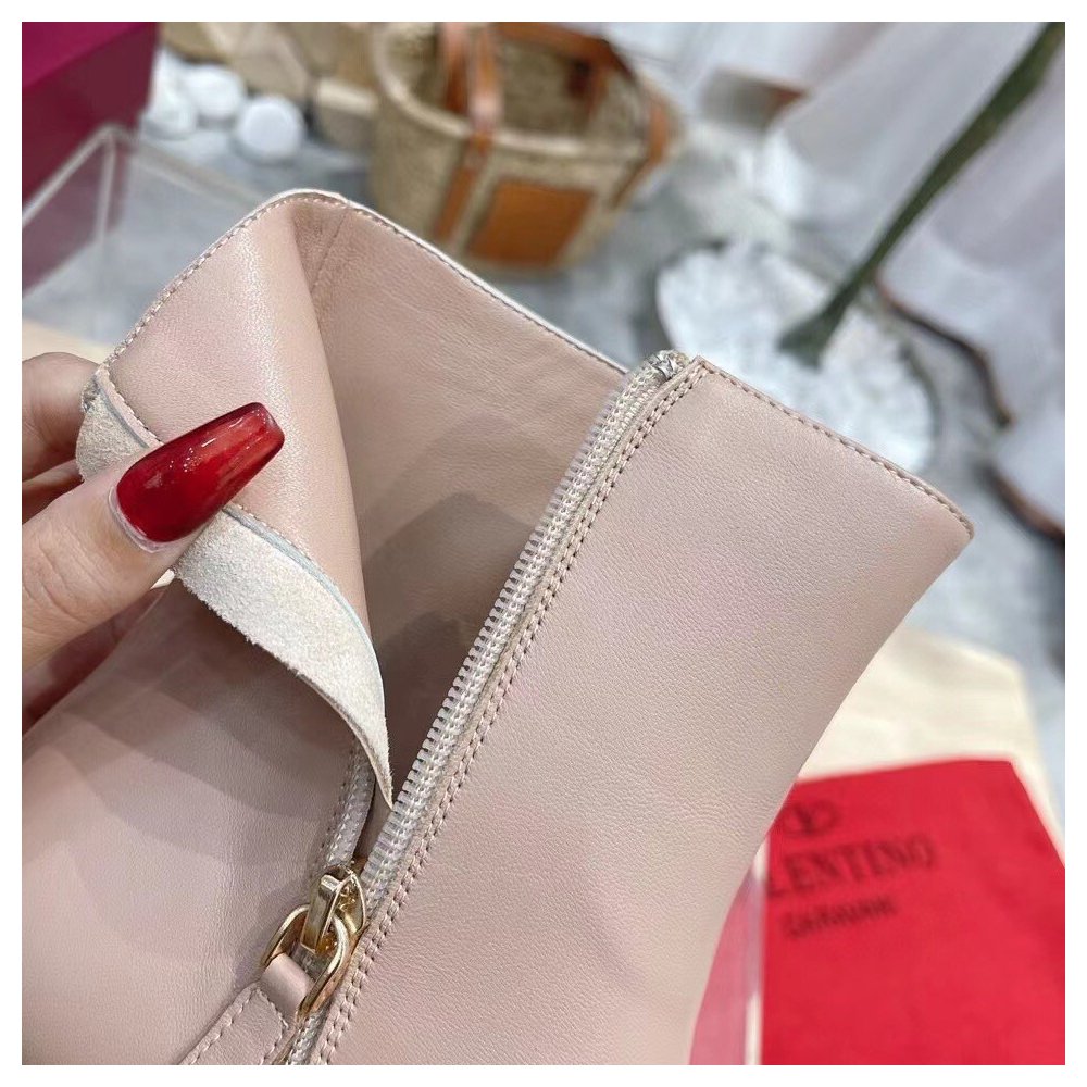 Cheap Reps Valentino Nude Rockstud Ankle Boots with Sculpted Heel