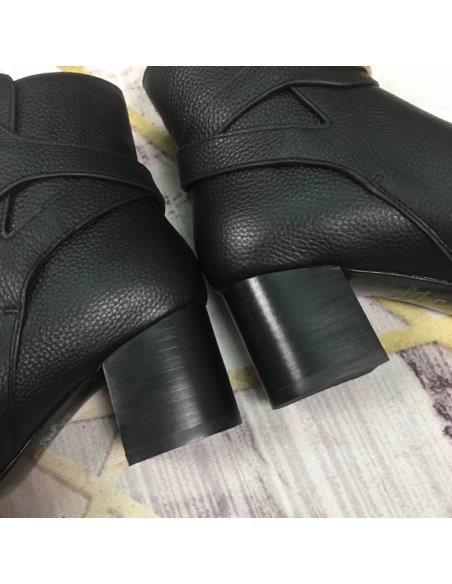 Cheap Reps Valentino Vlogo Ankle Boot 60MM In Black Grained Leather