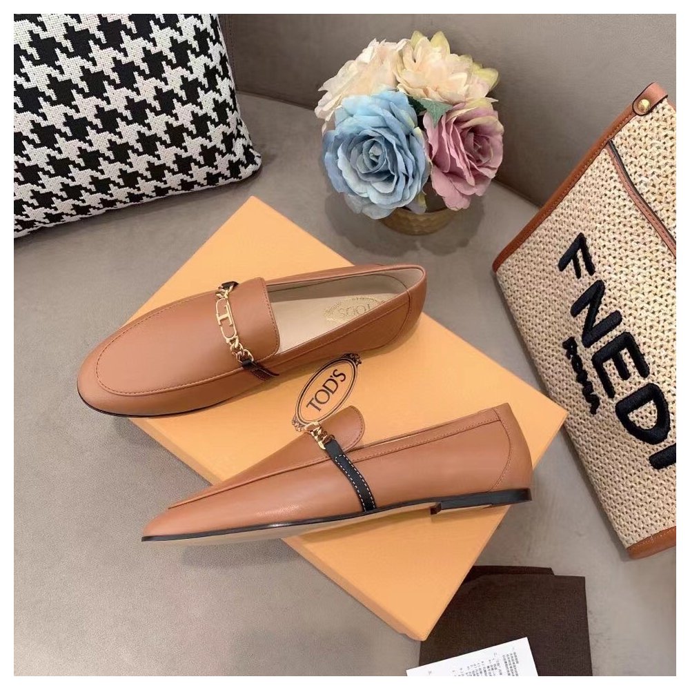 Cheap Reps Tods Womens Brown Chain-embellished Leather Loafers