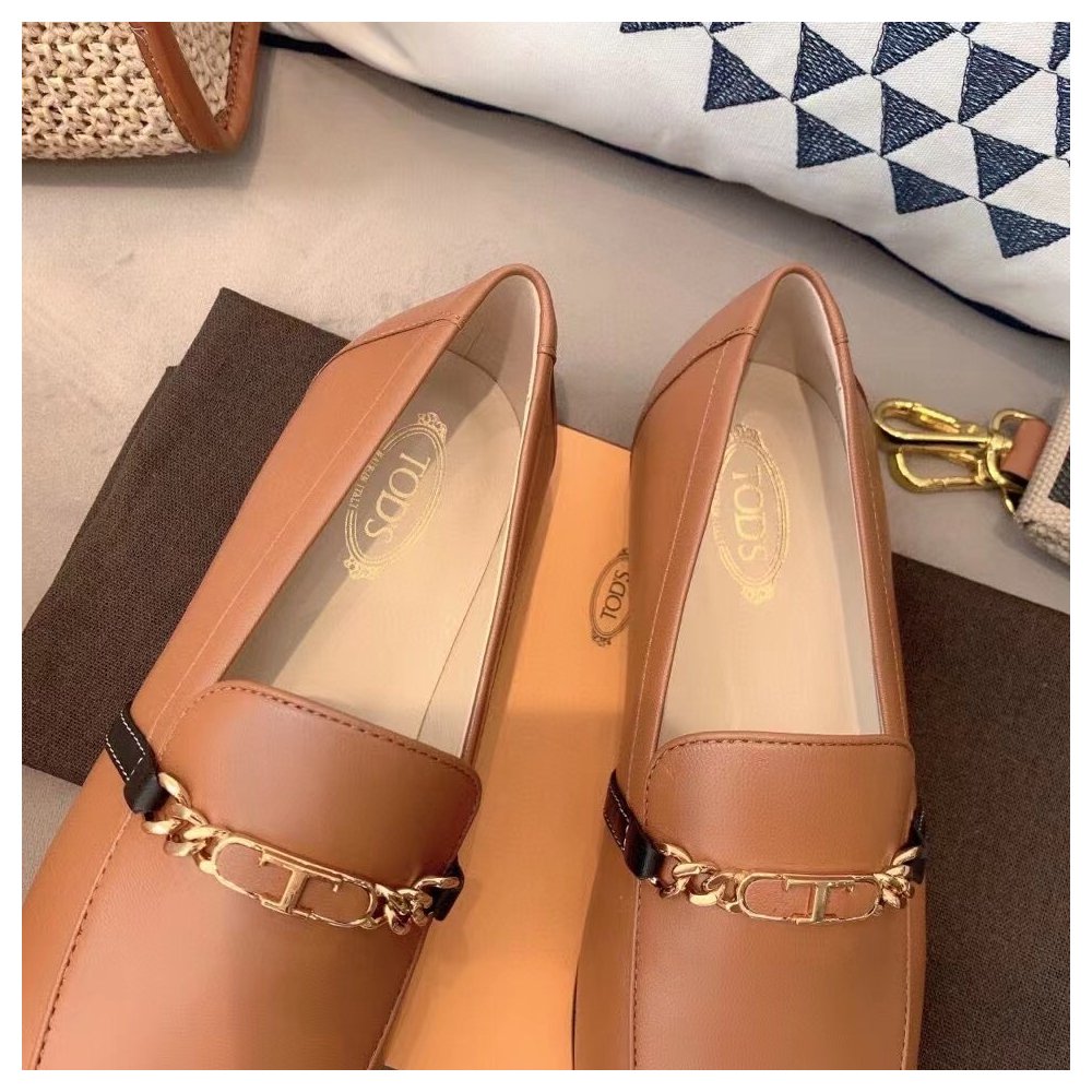 Cheap Reps Tods Womens Brown Chain-embellished Leather Loafers
