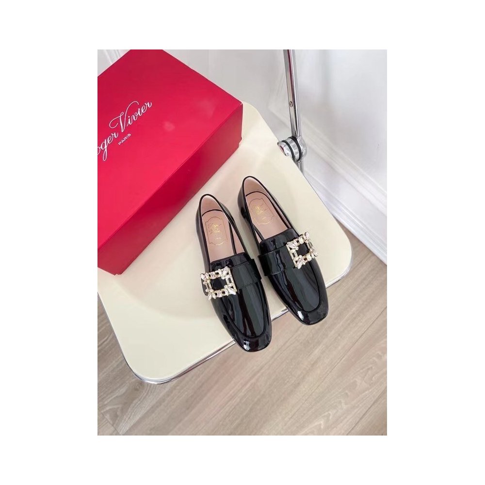 Cheap Reps Roger Vivier Mini Broche Buckle Loafers in Black Patent Leather