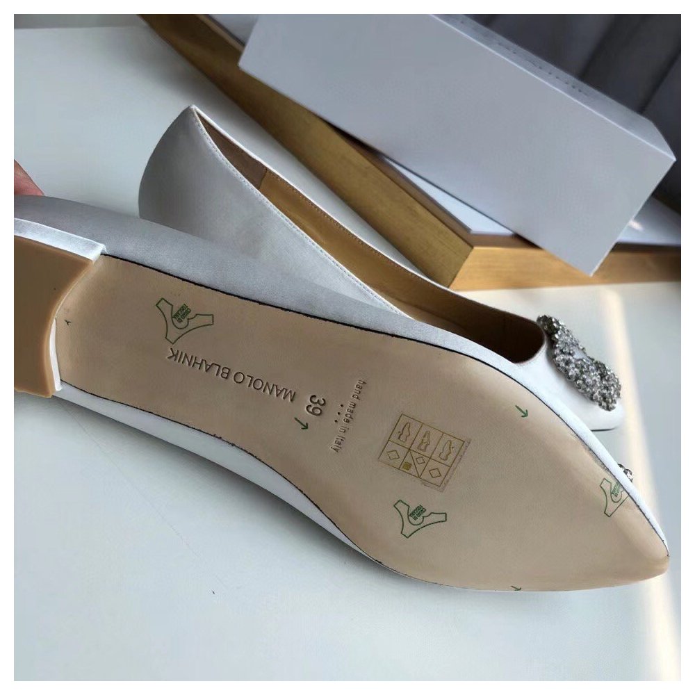 Cheap Reps Manolo Blahnik Hangisi Flats In White Satin with Crystal Buckle
