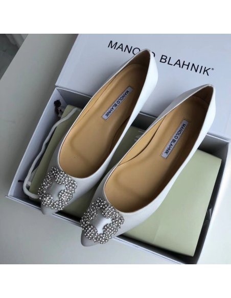 Cheap Reps Manolo Blahnik Hangisi Flats In White Satin with Crystal Buckle