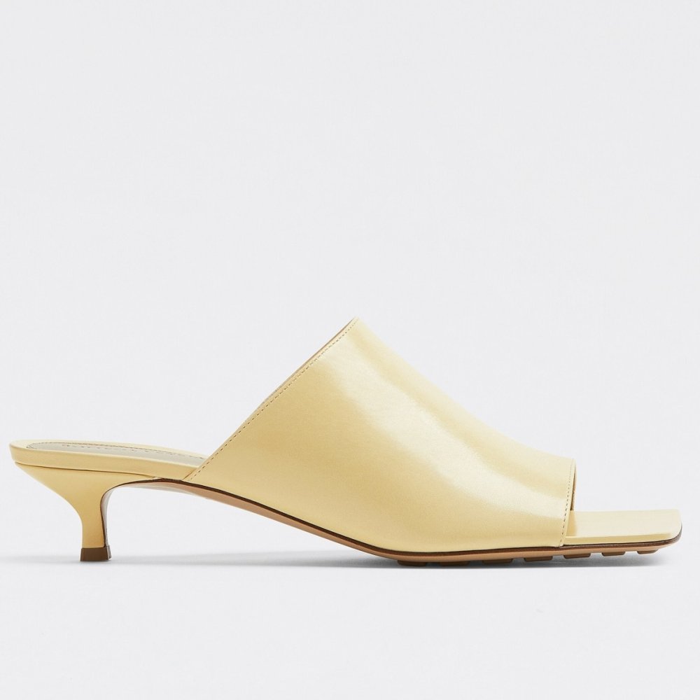 Cheap Reps Bottega Veneta Stretch Mules 40mm In Beige Lambskin