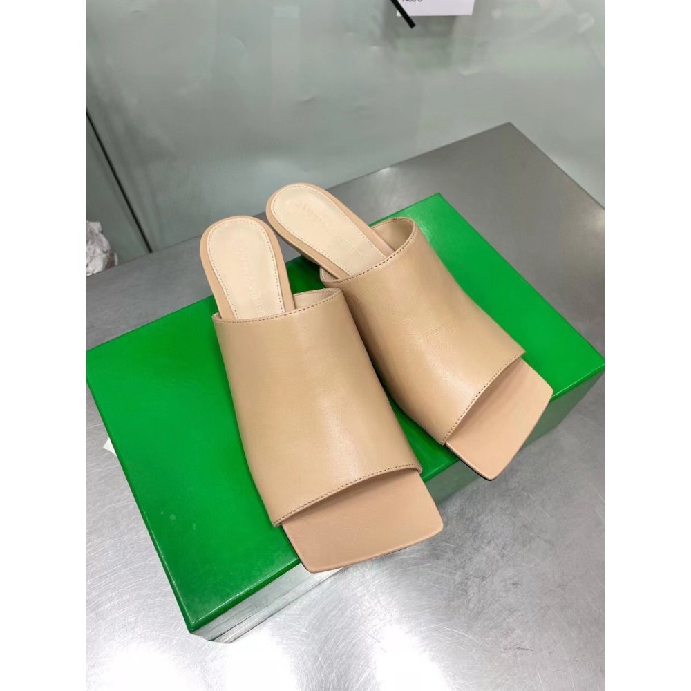 Cheap Reps Bottega Veneta Stretch Mules 40mm In Beige Lambskin