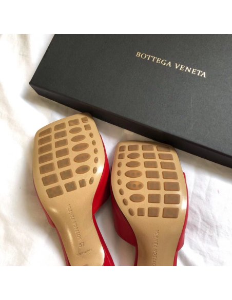 Cheap Reps Bottega Veneta Stretch Mules 90mm In Red Lambskin