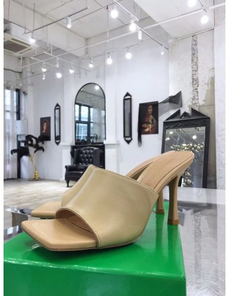 Cheap Reps Bottega Veneta Stretch Mules 90mm In Beige Lambskin