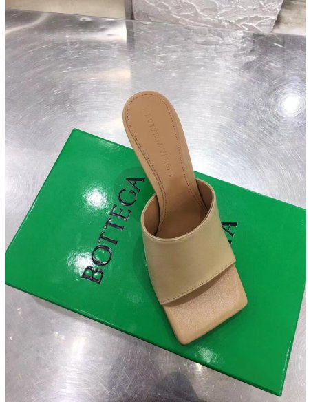 Cheap Reps Bottega Veneta Stretch Mules 90mm In Beige Lambskin