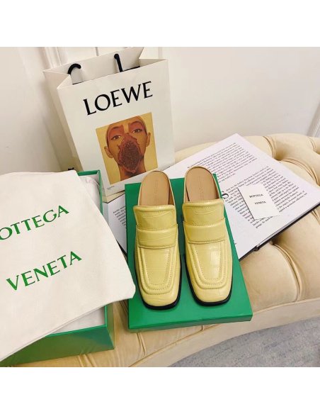 Cheap Reps Bottega Veneta Mules 70mm In Butter Crocodile Embossed Leather