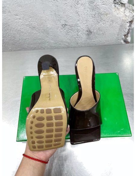 Cheap Reps Bottega Veneta Stretch Mules 90mm In Oxide Patent Leather