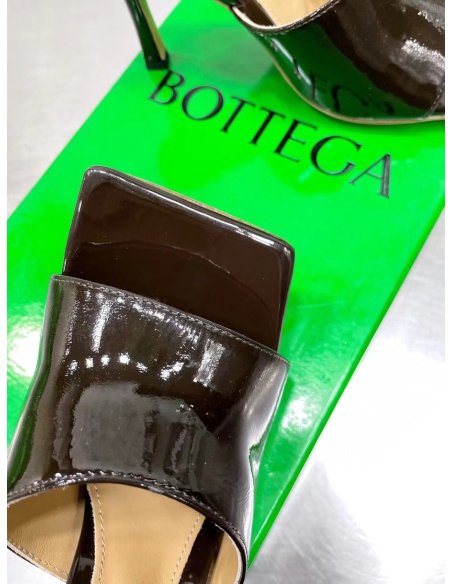 Cheap Reps Bottega Veneta Stretch Mules 90mm In Oxide Patent Leather