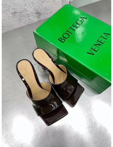 Cheap Reps Bottega Veneta Stretch Mules 90mm In Oxide Patent Leather