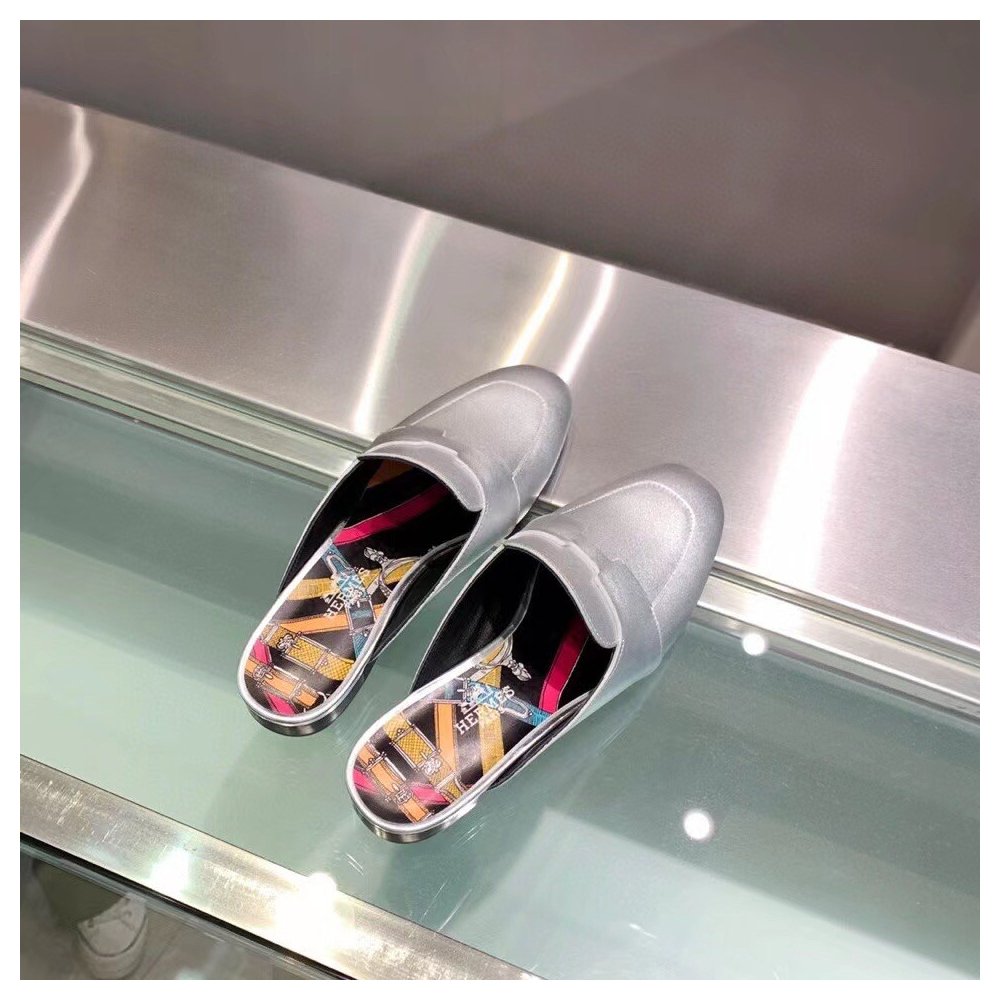 Cheap Reps Hermes Catena Mules In Silver Metallic Calfskin