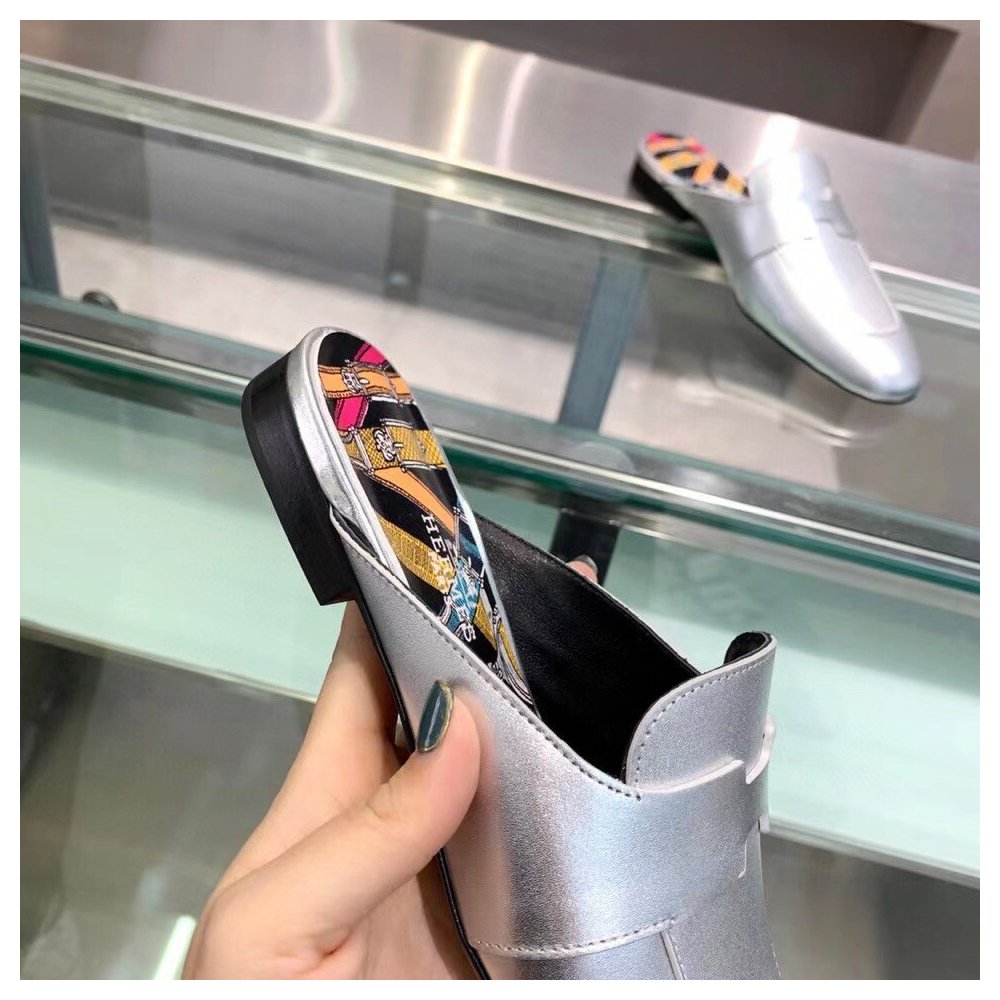 Cheap Reps Hermes Catena Mules In Silver Metallic Calfskin