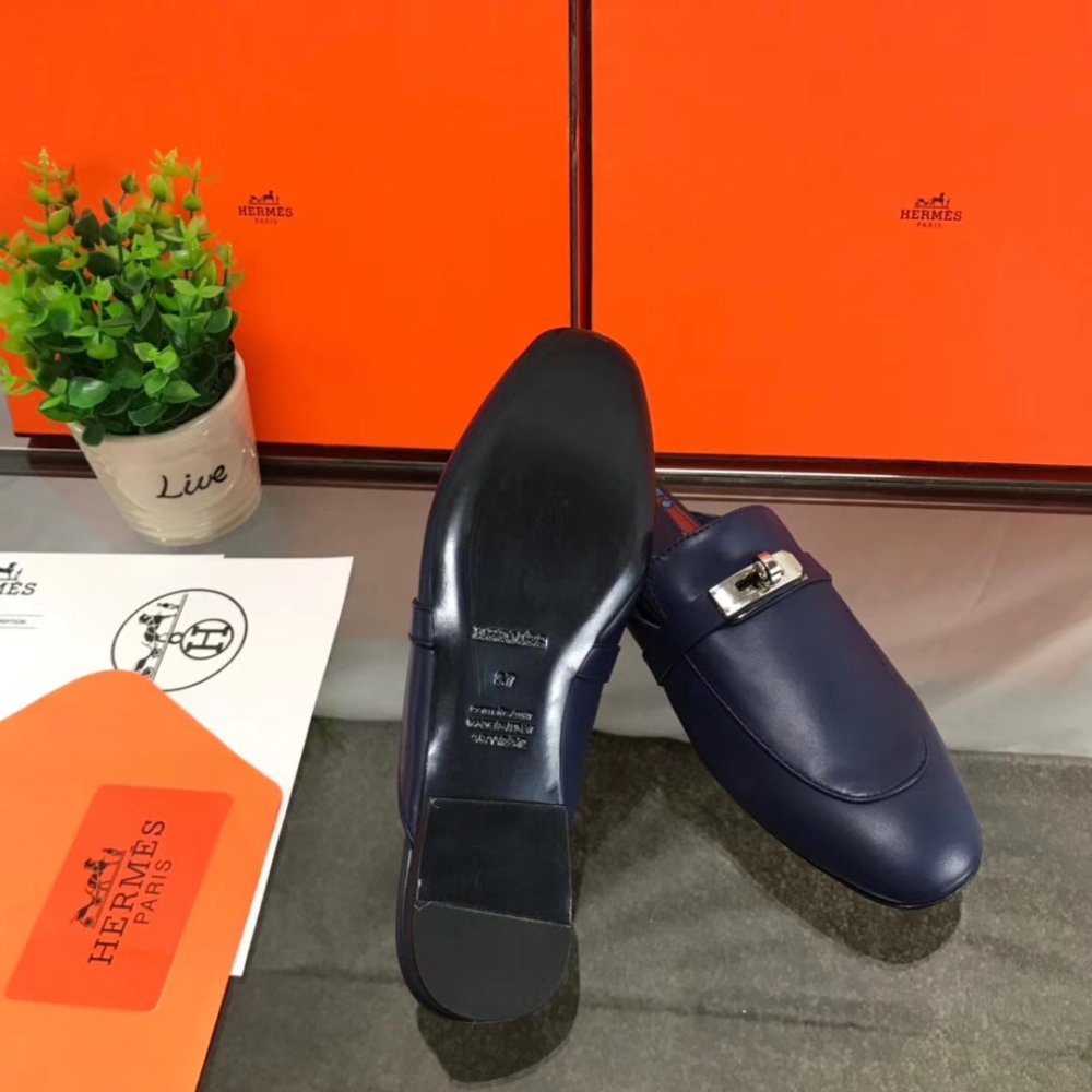 Cheap Reps Hermes Oz Mules In Dark Blue Calfskin