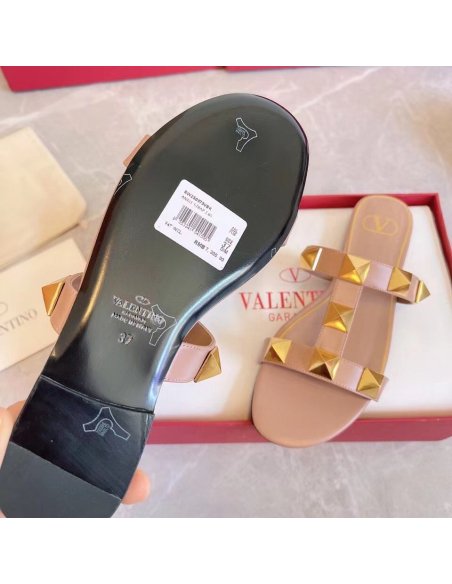 Cheap Reps Valentino Roman Stud Flat Slides In Rose Cannelle Calfskin