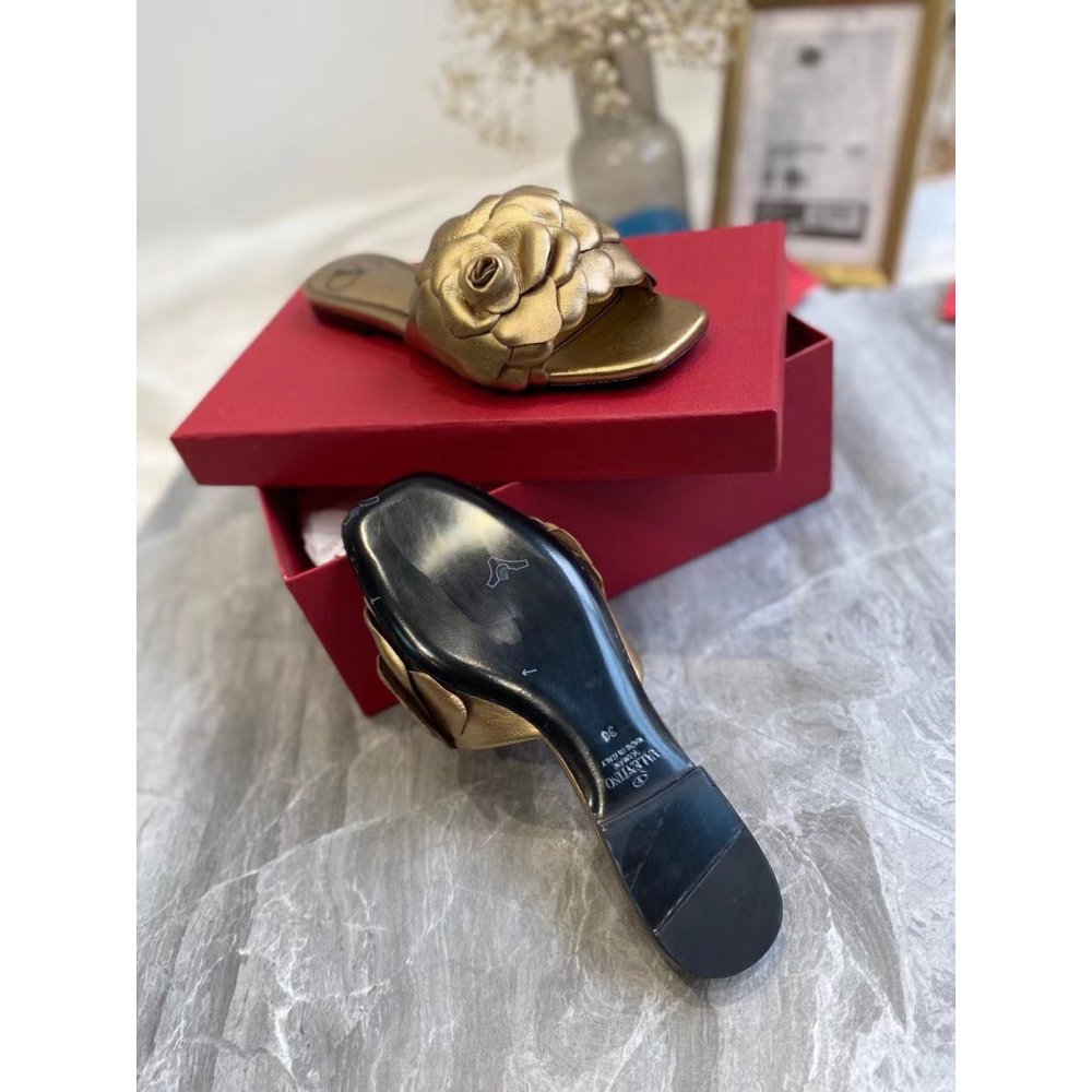 Cheap Reps Valentino Atelier Shoes 03 Rose Edition Slides Sandals Gold