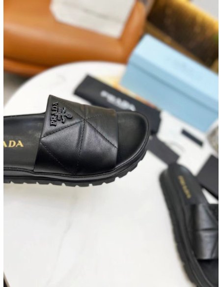 Cheap Reps Prada Womens Slides In Black Quilted Nappa Leather