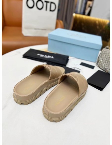 Cheap Reps Prada Womens Slides In Beige Quilted Nappa Leather