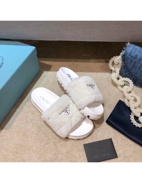 Cheap Reps Prada Womens Slides In White Shearling