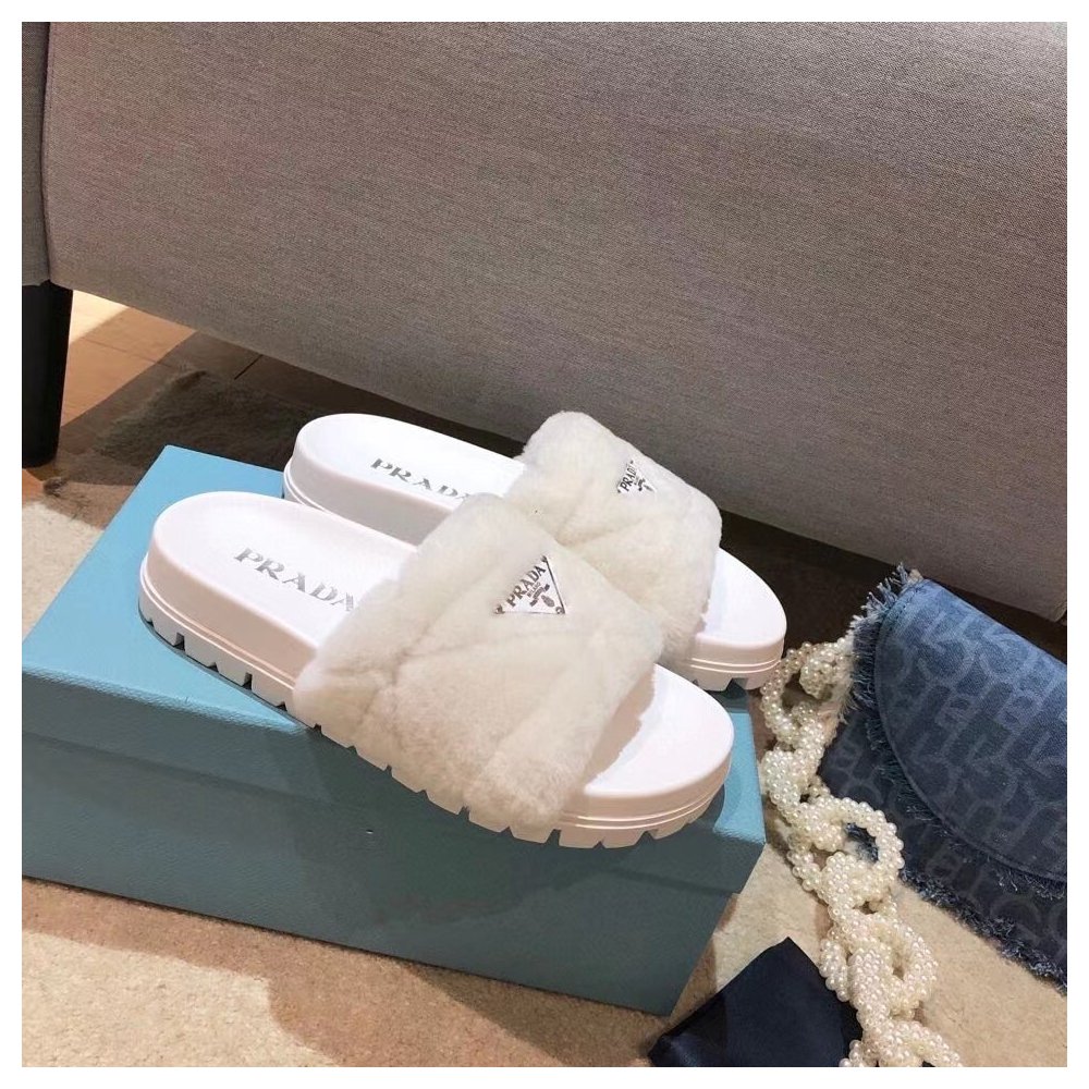 Cheap Reps Prada Womens Slides In White Shearling