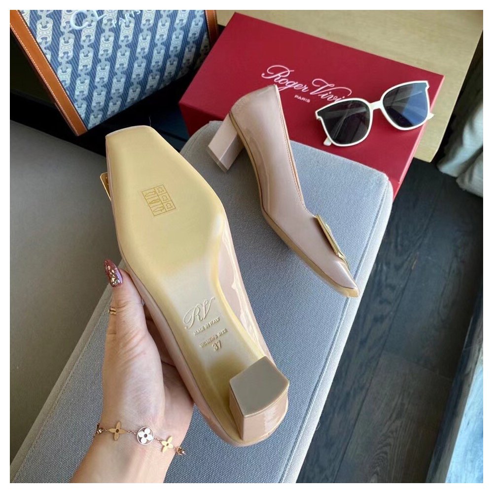 Cheap Reps Roger Vivier Belle Vivier 45mm Pumps In Nude Patent Leather