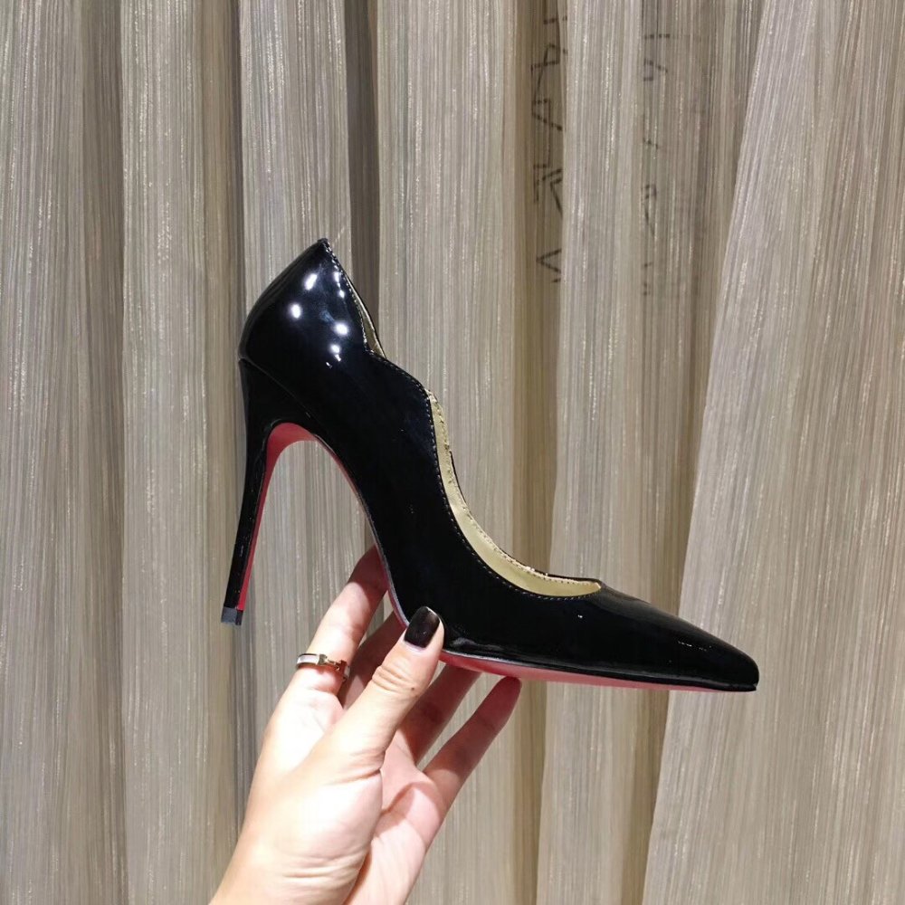 Cheap Reps Christian Louboutin Black Patent Hot Chick 100mm Pumps