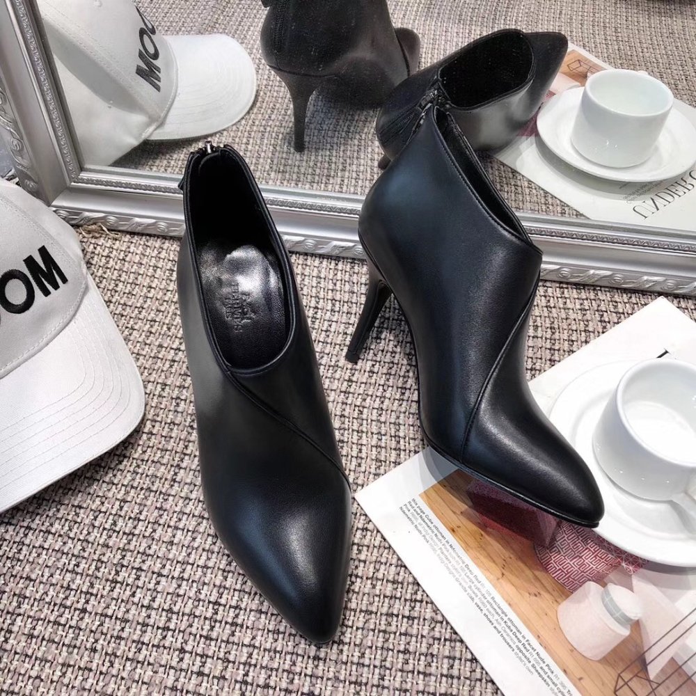 Cheap Reps Hermes Virginia Ankle Boot In Black Leather