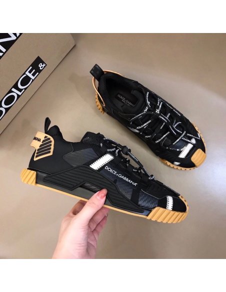 Cheap Reps Dolce Gabbana Mens NS1 Sneakers In Black Fabric