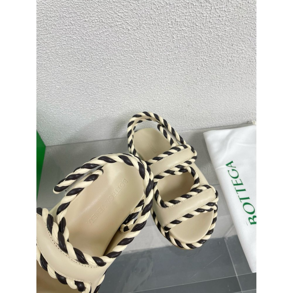 Cheap Reps Bottega Veneta Jack Flat Slingback Sandals in Bicolor Lambskin